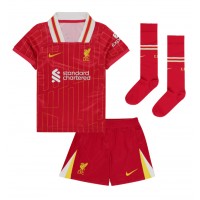 Camiseta Liverpool Alexander-Arnold #66 Primera Equipación Replica 2024-25 para niños mangas cortas (+ Pantalones cortos)